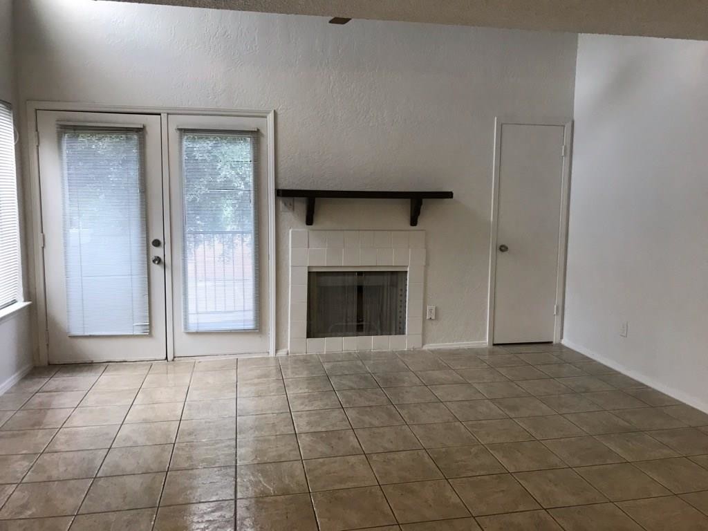 9811 Walnut St Unit 208, Dallas, TX 75243 Condo for Rent in Dallas