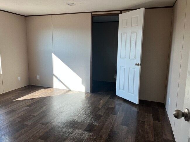 Building Photo - 181 Brookstone Vista Ln