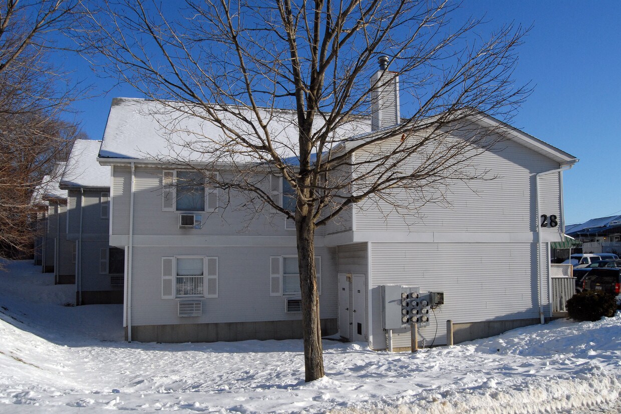 Building Photo - 26 Israel Zupnick Dr