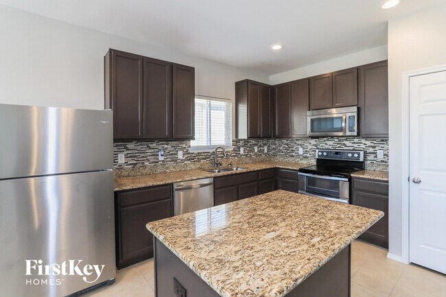 Building Photo - 7705 Berrenda Dr