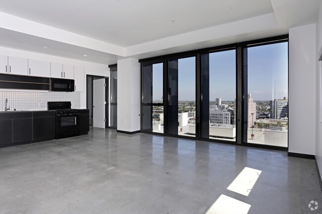 2BR, 2BA - 1140 SF - The Edison