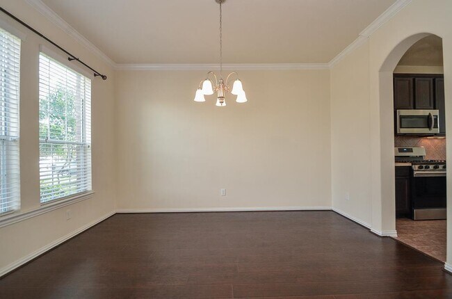 Foto del edificio - 2827 Lakecrest Forest Dr