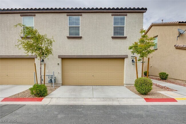 Foto del edificio - 5164 Steep Cliffs Ave