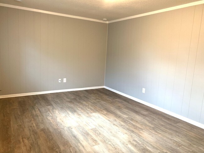 Building Photo - 95 Musket Dr