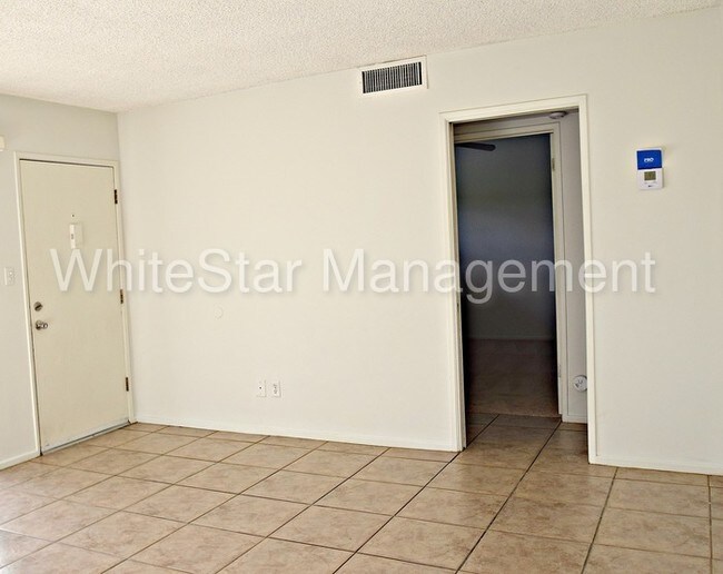 Building Photo - 74124 Candlewood St