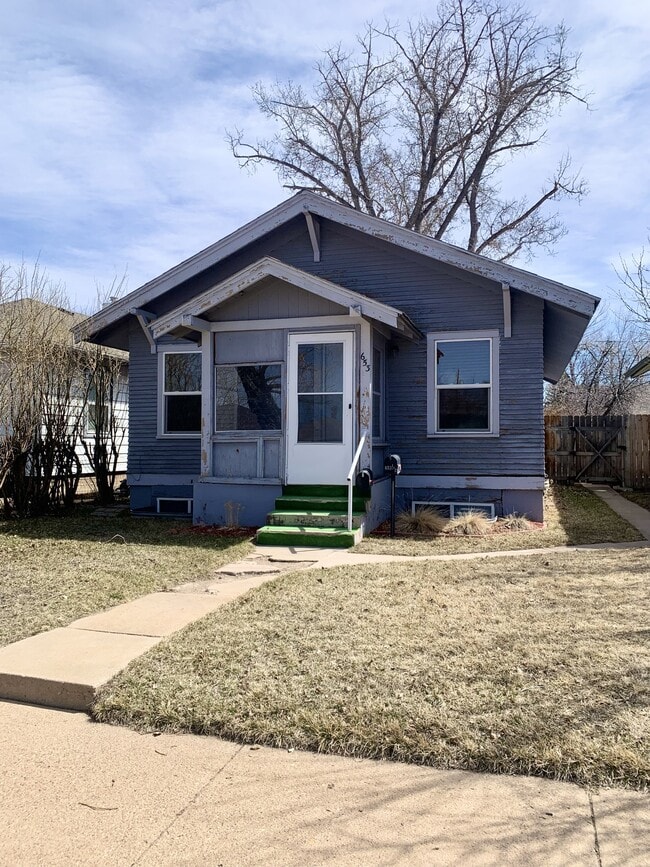 Building Photo - 653 N 7th St