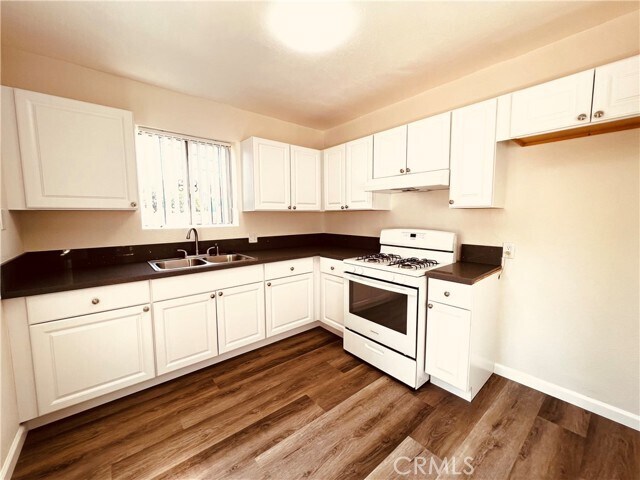 Building Photo - 3617 Carlota Blvd