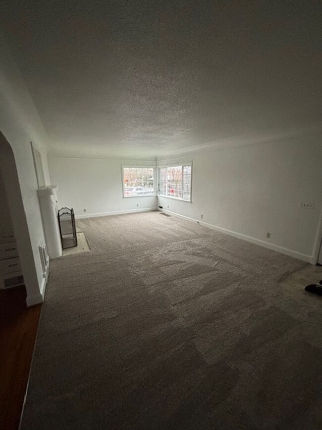 Foto del edificio - 2 Bedroom 1 Bath Home Newberg OR 97132