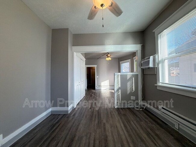 Foto del edificio - 1215 Peach St