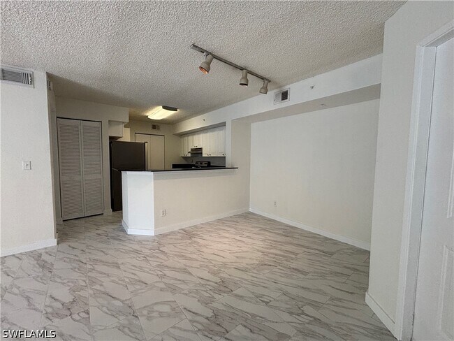 Building Photo - 8265 Ibis Club Dr