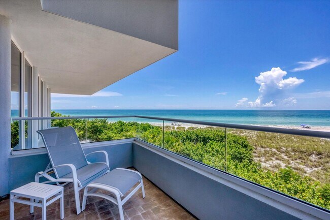 Foto del edificio - Beach Access & Gulf Views From This Incred...