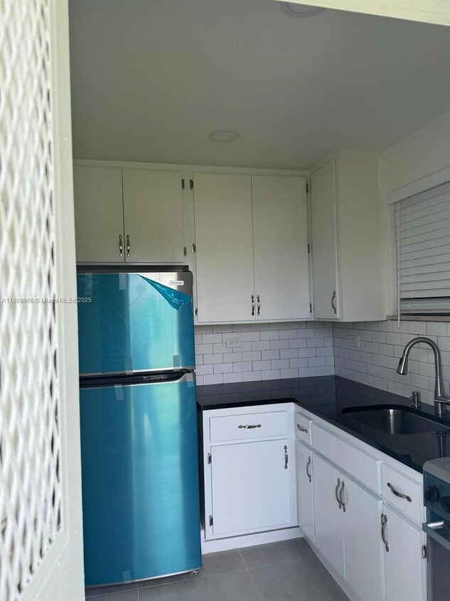 Foto principal - 2823 Monroe St
