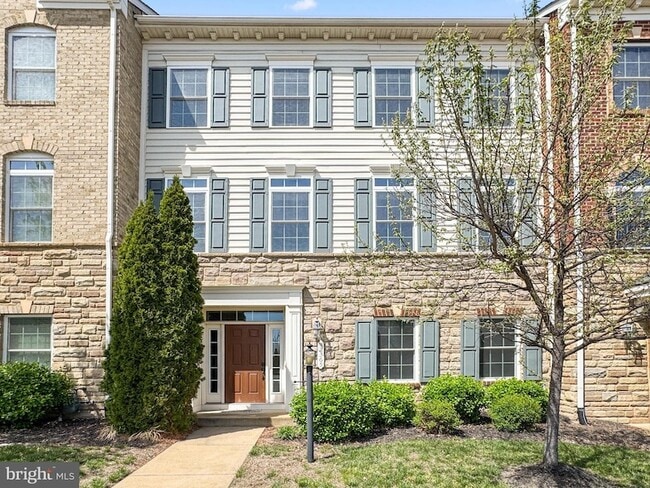 Photo - 42365 Pine Forest Dr Townhome