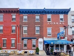 Building Photo - 2228 Fairmount Ave