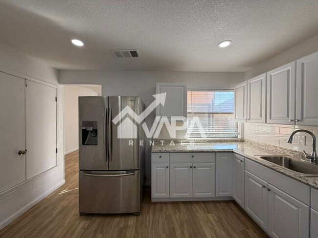 Foto del edificio - 13243 Larkwalk St