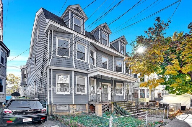 Building Photo - 142-144-144 Seymour Ave