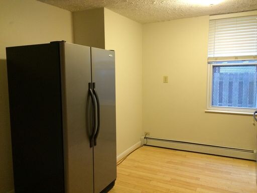Building Photo - 436 Klotter Ave
