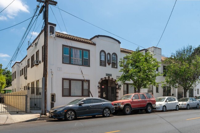 Building Photo - 900 James M Wood Blvd