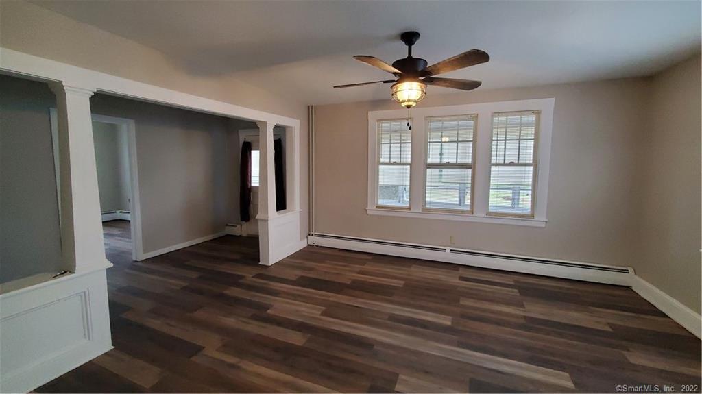 225 Unionville Ave, Plainville, CT 06062 Room for Rent in Plainville