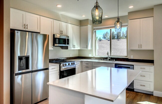 Foto del edificio - Emery Landing