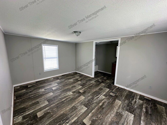 Building Photo - 266 Lark Meadow Dr