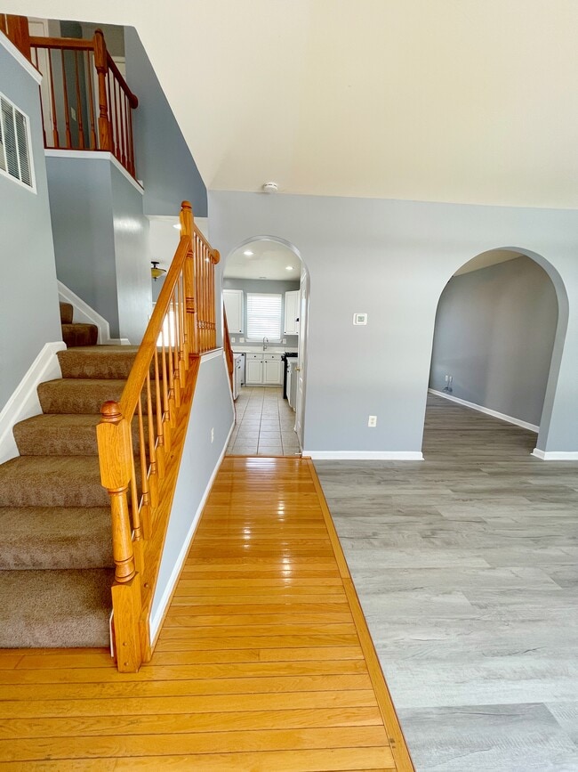 Building Photo - 2776 Bismark St