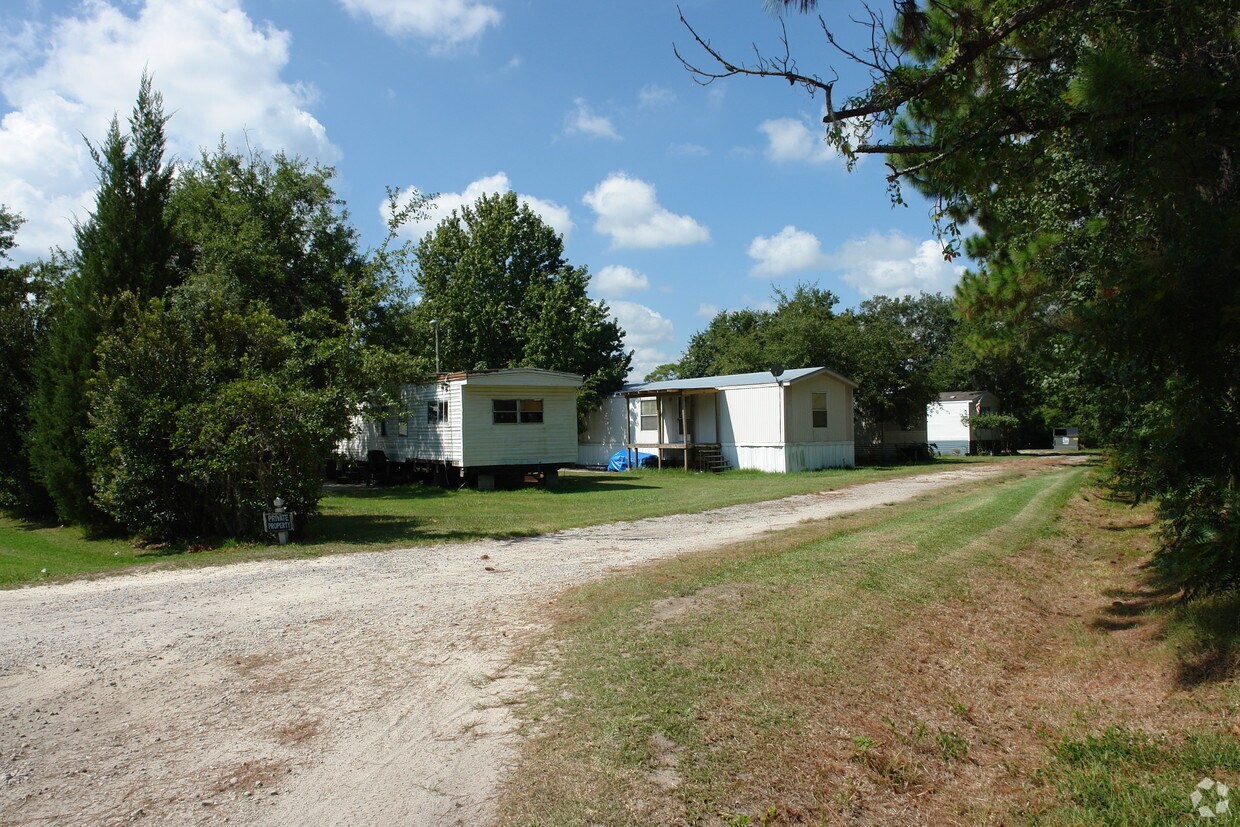 Foto del edificio - 2047 Bridal Rd