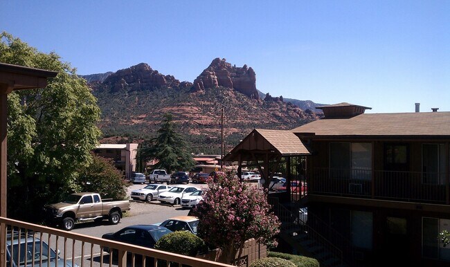 Foto del edificio - APARTMENT- UPTOWN SEDONA - APPLE TREE SQUARE