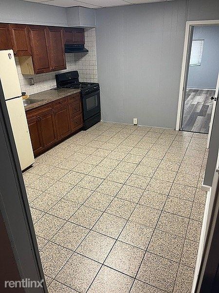 Foto del edificio - 2552 E Clearfield St