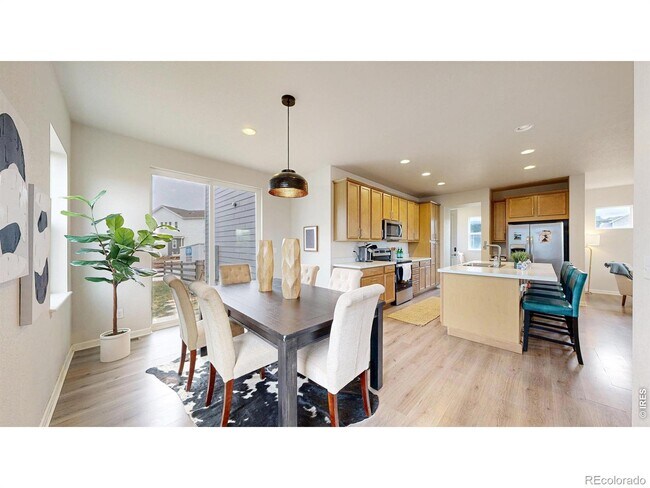 Foto del edificio - 10604 Reunion Pkwy