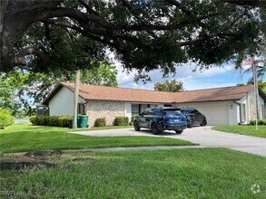 Building Photo - 1450 Nottingham Dr