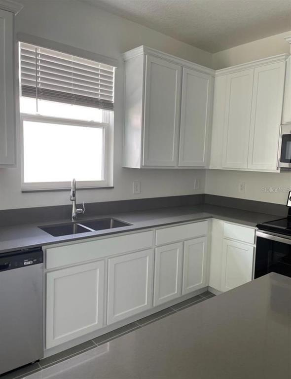 Foto del edificio - 4150 Babbling Brook Wy