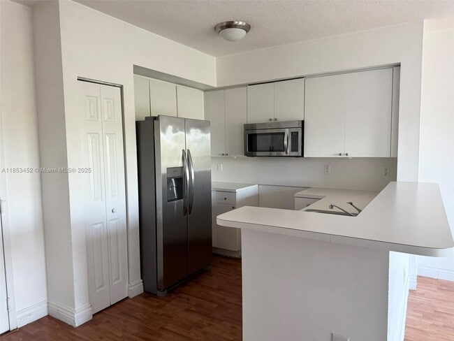Foto del edificio - 11060 SW 196th St