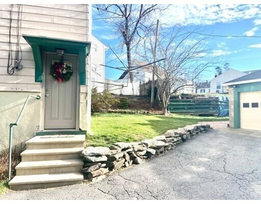 Primary Photo - 6 Trottier St