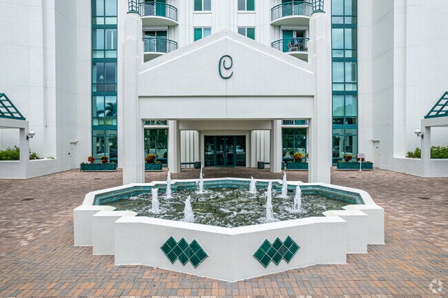 Building Photo - The Claridge