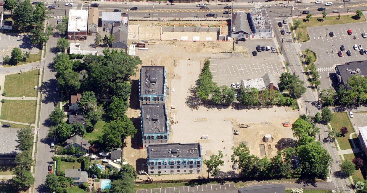 The Lofts at Maple & Main Apartments 102 W Main St Smithtown, NY