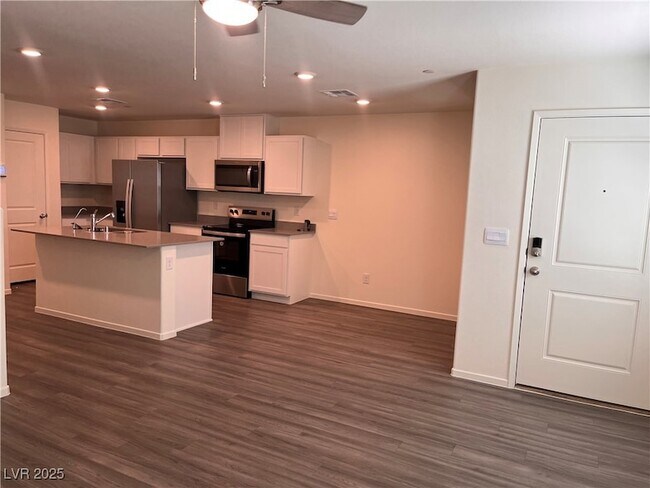 Foto del edificio - 9338 Soothing Sea St