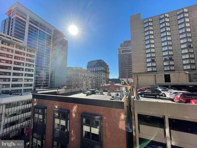 Foto del edificio - 112 S 13th St