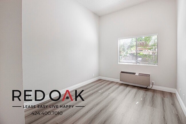 Foto del edificio - 3711 Cogswell Rd