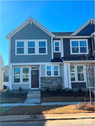 Building Photo - 1522 Cedar Tree Dr