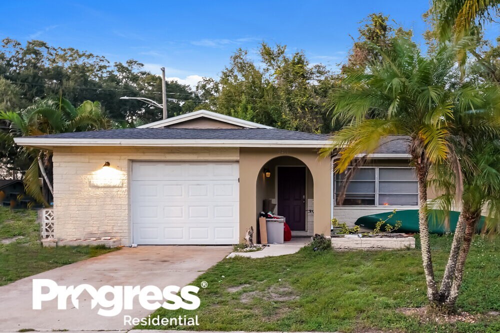 Foto principal - 3401 Keene Park Dr