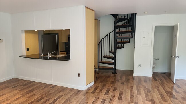 Building Photo - 122 Blue Ridge Cir
