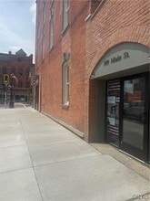 Building Photo - 109 Main St