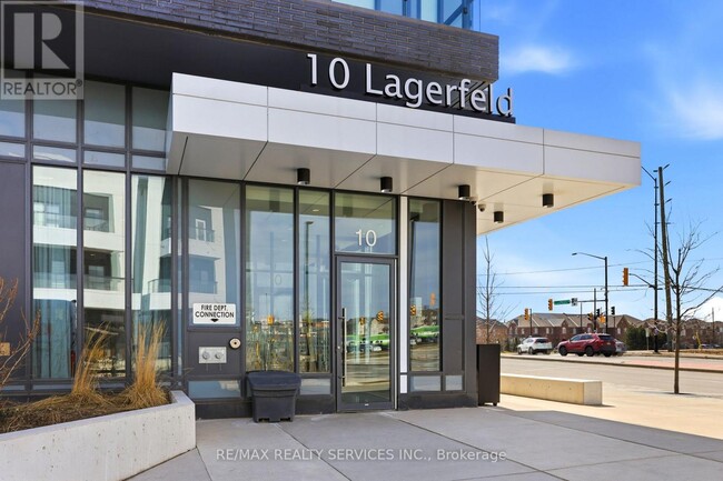 Building Photo - 10 Lagerfeld Dr