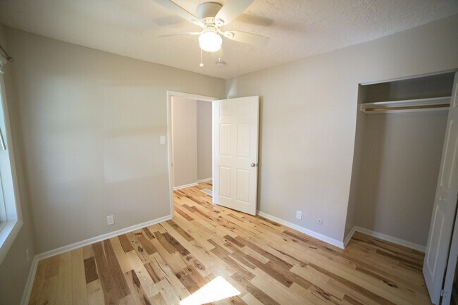 Foto del edificio - 502 10th St S