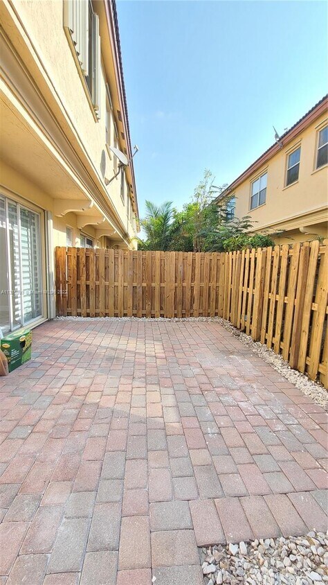 Building Photo - 12822 SW 135th St