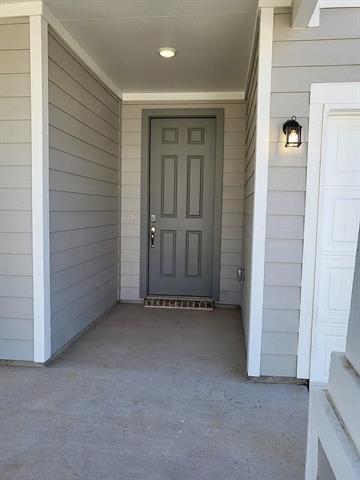 Building Photo - 5913 Hopkins Dr