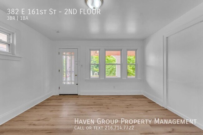 Building Photo - 382 E 161st St