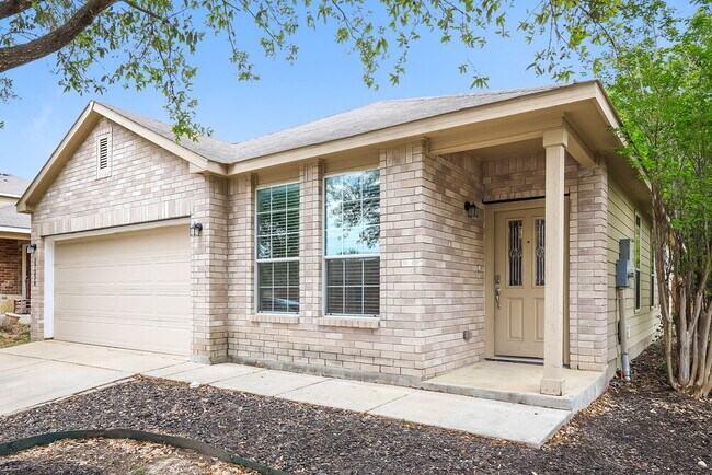 Foto del edificio - 27330 Wrought Iron