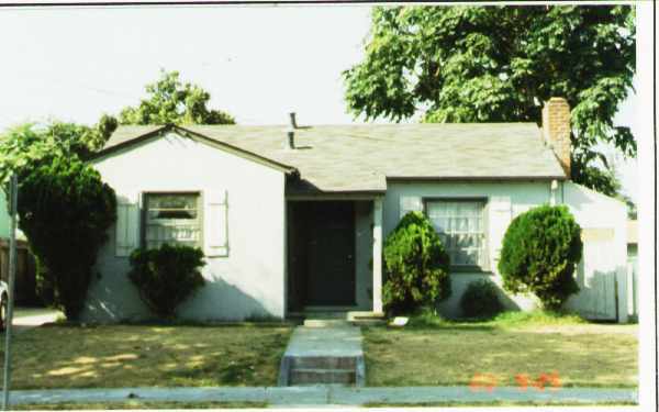 Building Photo - 235 N 11th St